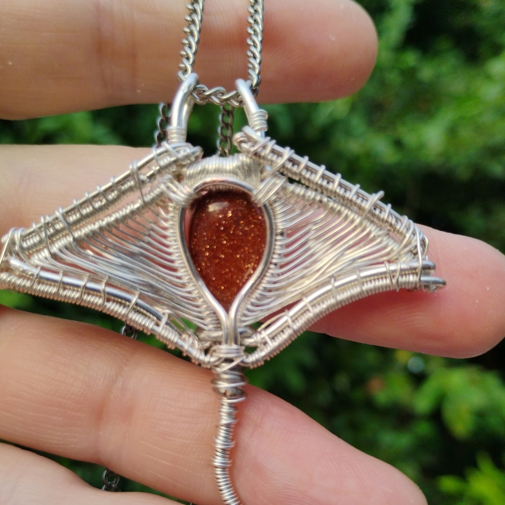 Elegant Silvertone Wire Wrapped Manta Stingray Necklace